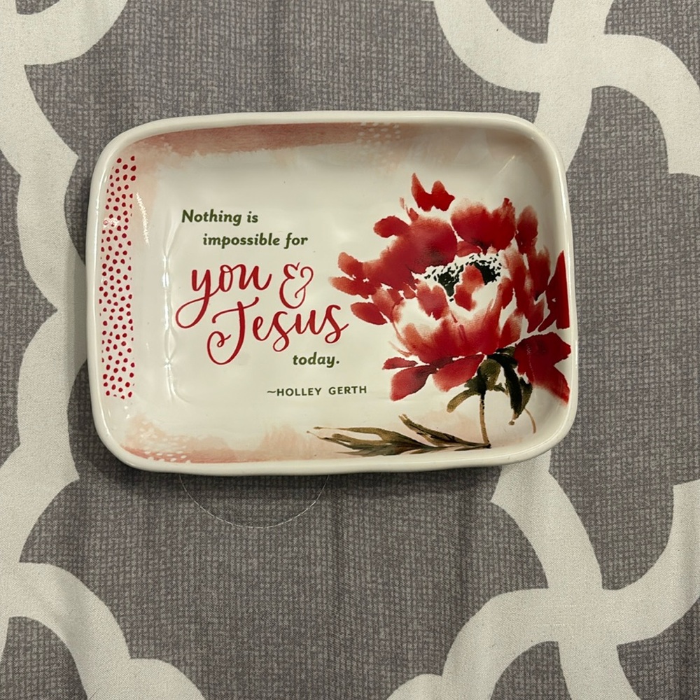 Mary and Martha decorative holder
